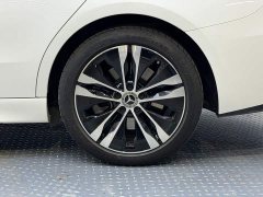 Mercedes-Benz C-Class New Energy C 350 eL - ფოტო 10