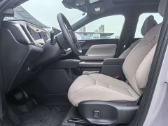 Volvo XC70 Plug-in Hybrid 2026 Two-Wheel Drive Long Range Core - ფოტო 5