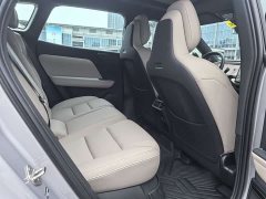 Volvo XC70 Plug-in Hybrid 2026 Two-Wheel Drive Long Range Core - ფოტო 8