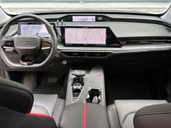 Changan Oushang Z6 Blue Whale 1.5T DCT Smart Comfort Edition - ფოტო 9