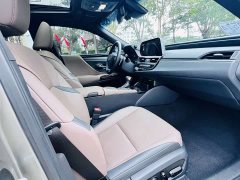 Lexus ES 200 Premium Edition - ფოტო 11