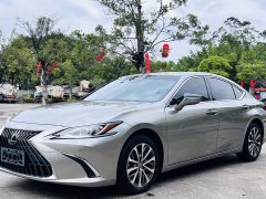 Lexus ES 200 Premium Edition - ფოტო 3
