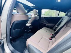 Lexus ES 200 Premium Edition - ფოტო 8