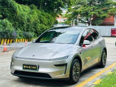 Tesla Model Y L 2025 Long Range All-Wheel Drive - ფოტო 1