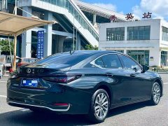 Lexus ES 2025 200 Premium Edition - ფოტო 9