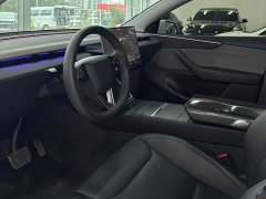 Tesla Model Y Rear-Wheel Drive - ფოტო 5