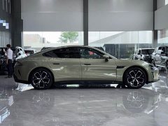 Xiaomi SU7 2024 Rear-Wheel Drive Standard Founder Edition - ფოტო 3