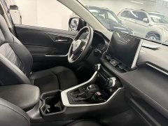 Toyota Vlanda 2020 2.0L CVT FWD Luxury - ფოტო 10