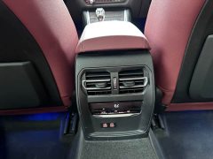 BMW 3 Series 325Li M Sport Package - ფოტო 11