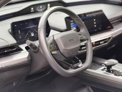 Changan Oushan Z6 Blue Whale 1.5T DCT Smart Leader City Edition - ფოტო 11
