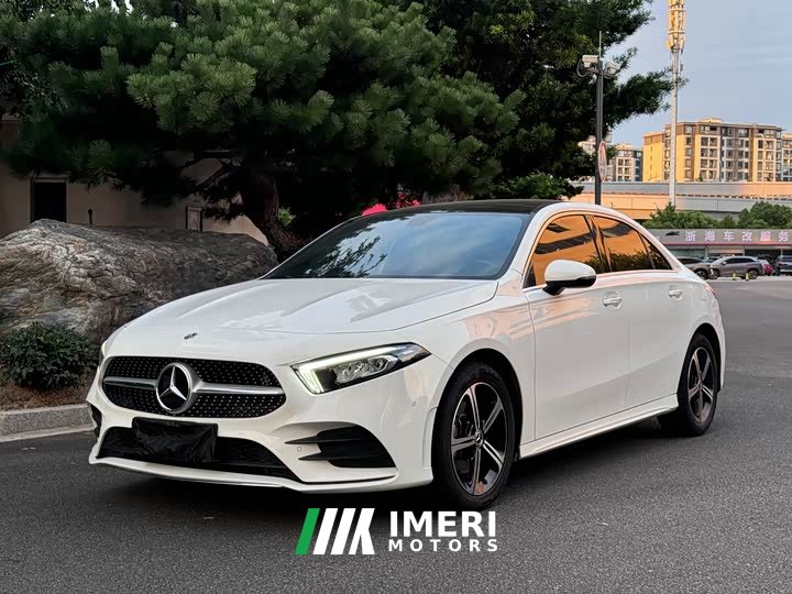 Mercedes-Benz A-Class A 200 L Sport Sedan Fashion Edition