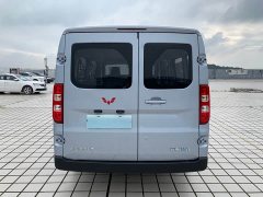 Wuling Yangguang 300km Comfort Passenger Van 75kW - ფოტო 5