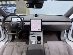 NIO ET7 75kWh Executive - ფოტო 19