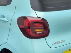 Wuling Hongguang MINIEV Fourth Generation Four-Door Advanced Edition - ფოტო 20