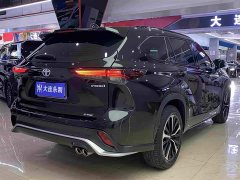 Toyota Crown Venza 2023 2.5L HEV AWD Luxury - ფოტო 17