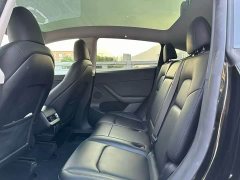 Tesla Model Y Rear-Wheel Drive - ფოტო 6