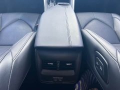 Toyota Avalon 2022 Hybrid 2.5L Luxury - ფოტო 17