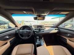 Lexus ES 2020 300h Premium Edition - ფოტო 10