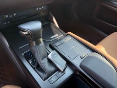 Lexus ES 2020 300h Premium Edition - ფოტო 14