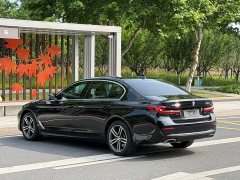 BMW 5 Series 530Li Premier Luxury Package - ფოტო 9