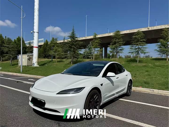 Tesla Model 3 Rear-Wheel Drive
