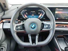 BMW i5 eDrive 40L M Sport Package - ფოტო 8