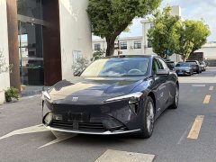 Buick Zhijing L7 Extended Range Avvia - ფოტო 1