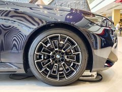 BMW M5 New Energy M5 Thunder Edition - ფოტო 3