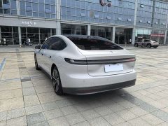 NIO ET7 75kWh Executive - ფოტო 6