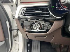 BMW 5 Series 530Li xDrive Luxury Package - ფოტო 11