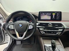 BMW 5 Series 530Li xDrive Luxury Package - ფოტო 14