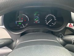 Toyota Gravia 2.5L Hybrid Comfort Edition - ფოტო 12