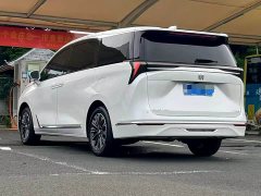 Buick GL8 Luxe Smart Comfort Edition - ფოტო 7