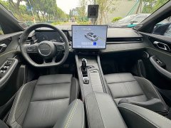 Lynk & Co Geely Lynk & Co 03 2026 1.5T DCT Halo - ფოტო 3