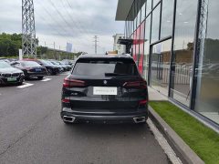 BMW X5 xDrive 30Li Luxury M Sport Package - ფოტო 5