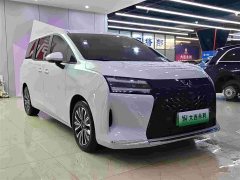 Wuling Starlight 730 New Energy 2025 PHEV 125km Luxury - ფოტო 3