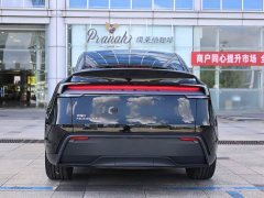Tesla Model Y Long Range All-Wheel Drive - ფოტო 4