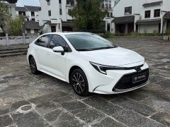 Toyota Corolla 1.8L CVT Luxury - ფოტო 3
