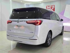 Buick GL8 2023 ES Luxe Comfort - ფოტო 7