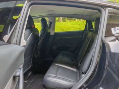 Tesla Model Y Rear-Wheel Drive - ფოტო 9
