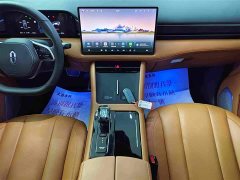 AITO M7 1.5T Intelligent Driving RWD Ultra 6-Seater - ფოტო 14