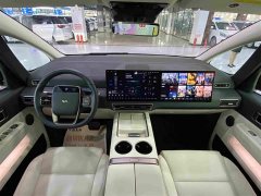 Li Auto MEGA Home Family Edition - ფოტო 10