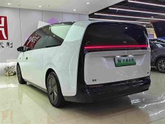 Li Auto MEGA Home Family Edition - ფოტო 5