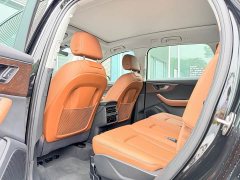 Audi Q7 55 TFSI quattro S line Sport - ფოტო 9
