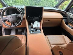 Toyota Vellfire 2024 Crown Hybrid 2.5L Premium Edition - ფოტო 11