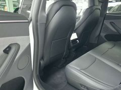 Tesla Model Y Rear-Wheel Drive - ფოტო 5