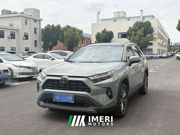 Toyota RAV4 2.0L CVT FWD Fashion Plus