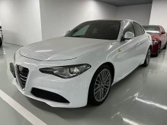 Alfa Romeo Giulia 2.0T 280HP Luxury - ფოტო 1