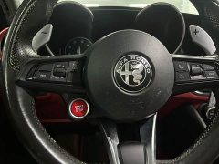 Alfa Romeo Giulia 2.0T 280HP Luxury - ფოტო 17