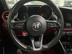 Alfa Romeo Giulia 2.0T 280HP Luxury - ფოტო 20
